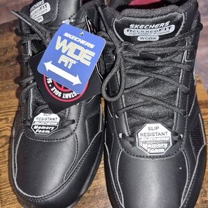 Skechers Size 10 Black Slip Resistant Work Shoes Wide Width NWT